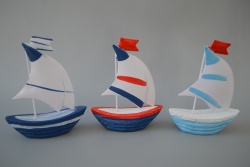 сувенир от полеризн, деца, морячета- касичка 13 см. 3 модела 681690