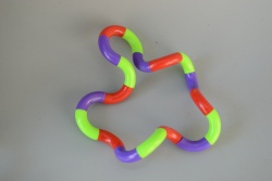 детска играчка Pro- Clackers топчета 4 см. с въже (100 бр. в стек)