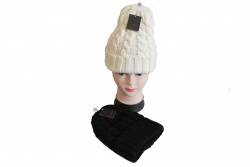 шапка, зимна, дамска с помпон, дебела (50 бр. в стек) ТР