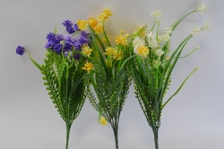 ИЗКУСТВЕНО цвете, букет розички разцъфнали със зеленина 28 см. CXH015 (12 бр. в стек, микс)