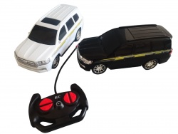 ДЕТСКА ИГРАЧКА, кола с радиоконтрол от пластмаса- микробус Фолксваген със зарядно и батерии 48х14,5 х 18 см.