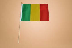 знаме Испания, качествен полиестер 14х21 см. с дървена дръжка (50 бр. в стек)