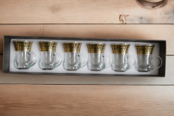 сервиз 6 бр. керамични чаши с чиниики, светла основа, златен мотив, 220 ml. 39х8 см. 6 модела 21-4G