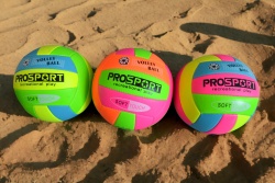 СПОРТНА стока, топка, волейболна, цветна 260 гр. P.V.C 3 цвята 