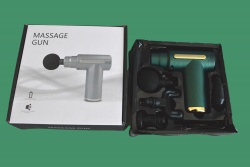 масажор USB тип пистолет TV в кутия 20,5х21,5х6,5 см.