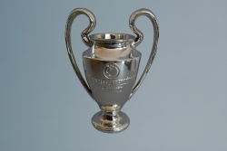 спортен сувенир, макет на купата на Шампионската лига 16х12 см.
