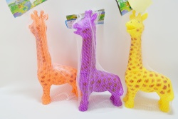 гумена играчка, жираф, викащ 30х11 см. (120 бр. в кашон)