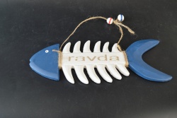 дървен сувенир, висяща рибка, надписана двустранно 9х4х1 см. BULGARIA/ RAVDA ( 3 разцветки)