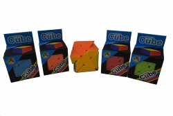 детска играчка от пластмаса, рубик кубче 5,7х5,7 см. фигури блистерна кутия