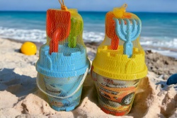 плажна играчка от пластмаса, кофичка за пясък 14х12 см. замък с 4 аксесоара А-17