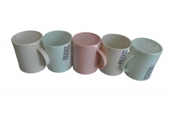 домашна потреба, чаши за чай 5 бр. с пластмсова дръжка, цветни 9x8,5 см. HMWX20