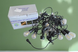 музикална техника, колона Bluetooth с радио, микрофон USB, Tf карта 10w светеща цялата с дръжка 38x26x18 см.1802 в кутия