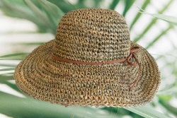 лятна шапка, реална материя, дамска 57 размер с регулатор 1