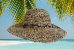 лятна шапка, реална материя, дамска 57 размер с регулатор 3