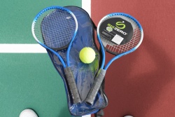 спортни стоки, ракети за тенис на корт 53 см. 2 бр. в P.V.C. калъф с тенис топка