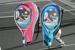 спортни стоки, ракета за тенис на корт 58,5 см. юношеска, в цветен, текстилен калъф 2 разцветки