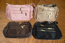 чанта за рамо, дамска 5 ципа 2 джоба 30х20х14 см. 4 разцветки